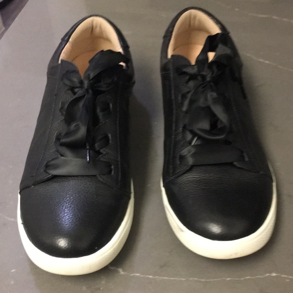 vionic chantelle sneaker